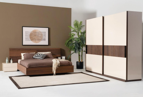 Armadio per abiti di lusso con ante scorrevoli in legno, stile moderno beige.