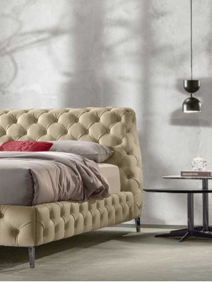 Chesterfield letto Letti di lusso Cornici letto in legno Mobili Design Moderni Strutture letto